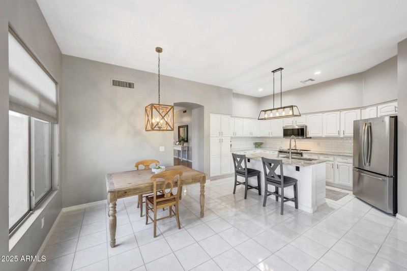 Kitchen and breakfast nook