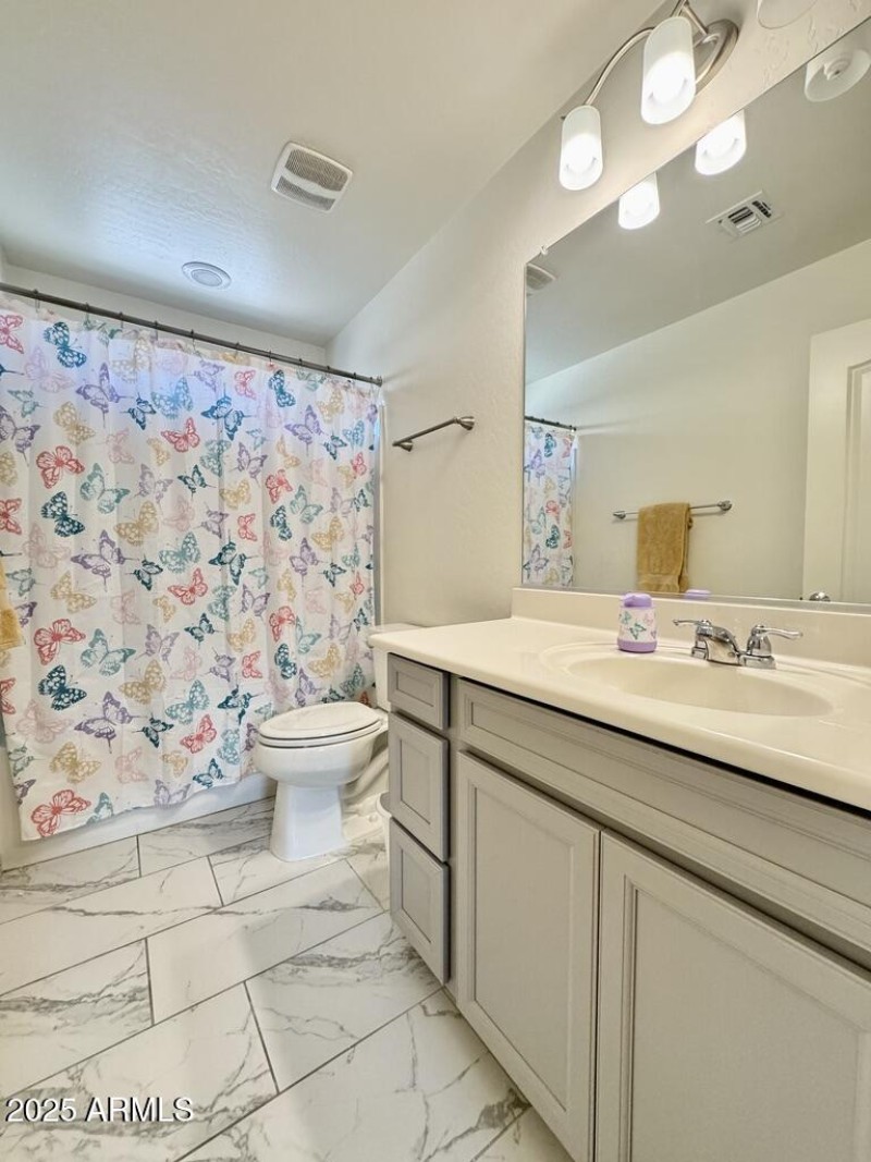 Upstairs Hall Bath