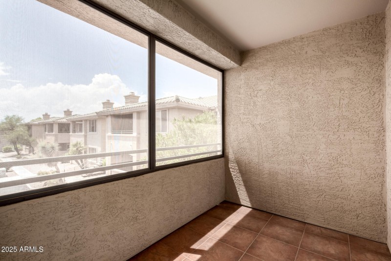 balcony