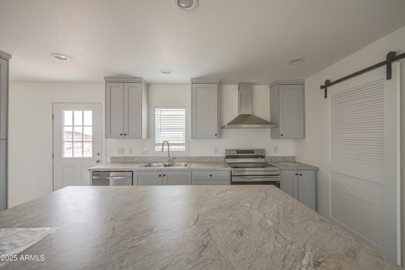 Kitchen 5