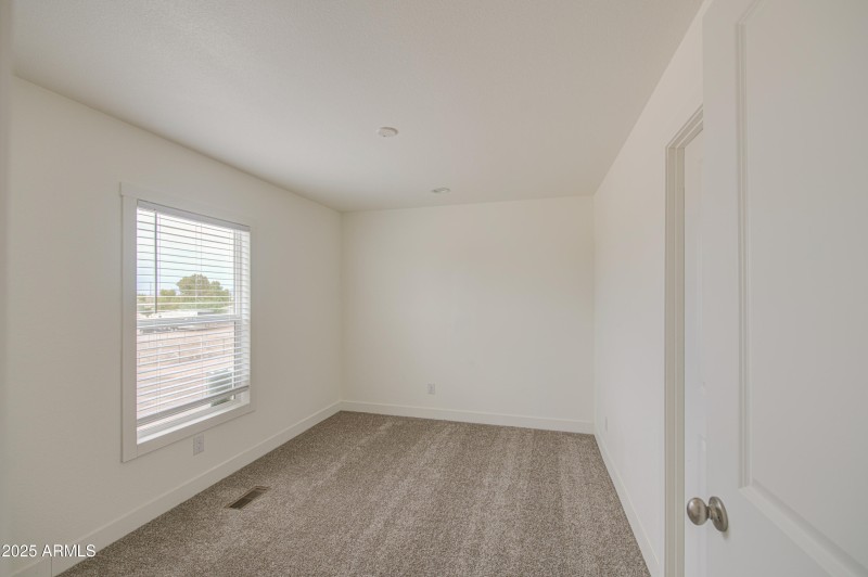 Bedroom 3-pic 1