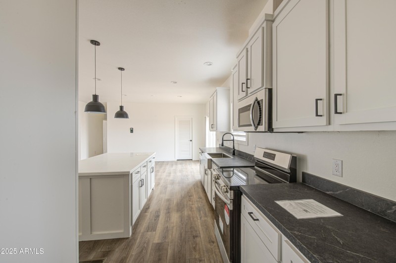 Kitchen 7