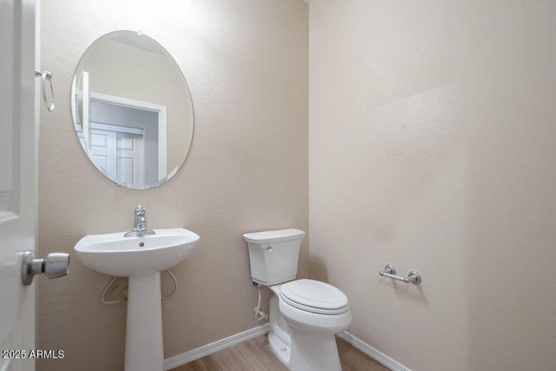 20250729_26197-W-Potter-Dr_10