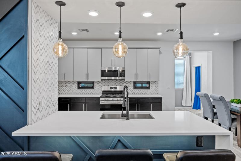 4207 W Bradshaw Creek Ln-11