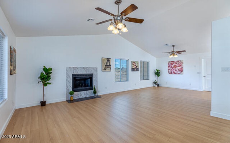 502 1100 West Street W MLS-21