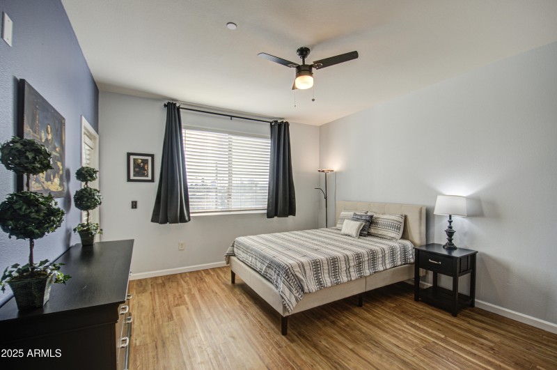 Master Bed 1