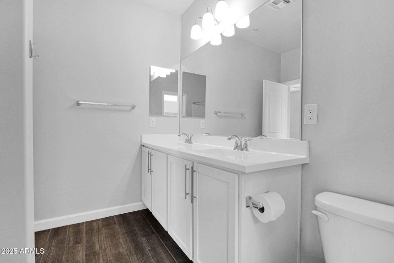 21-web-or-mls-P1281360