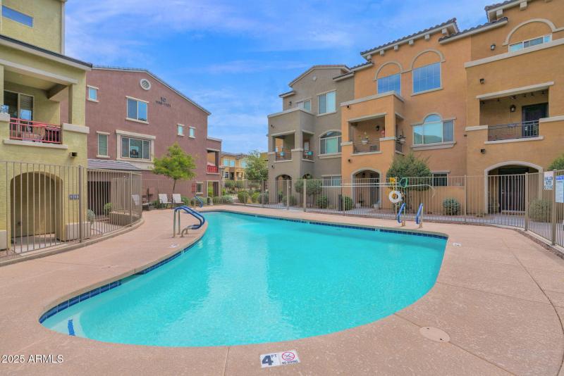 30-web-or-mls-P1281370