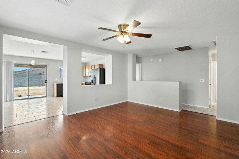 7-web-or-mls-Edgemont-7