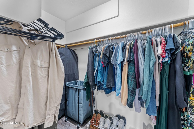 walk in closet