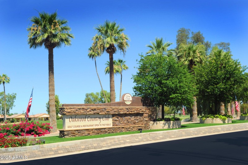 Oakwood Country Club