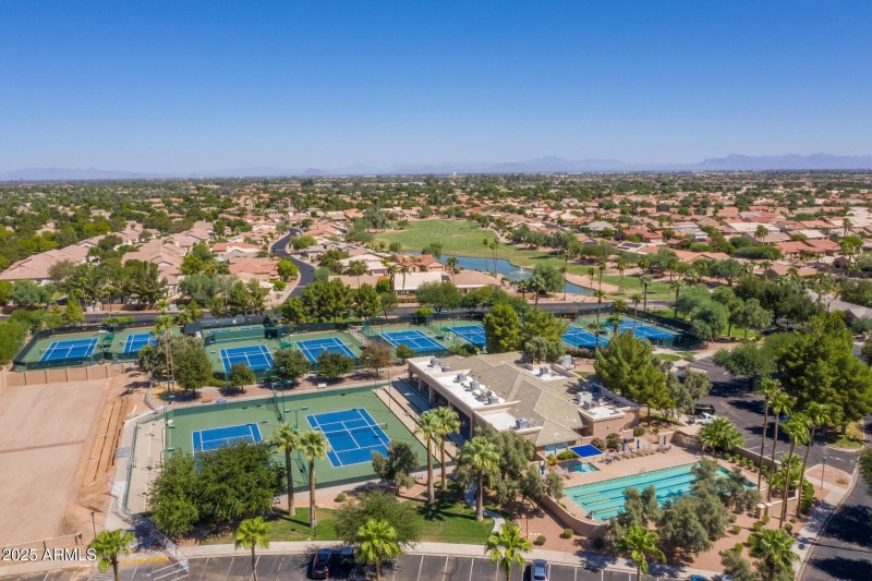 Tennis & Pickle Ball Lap Pool