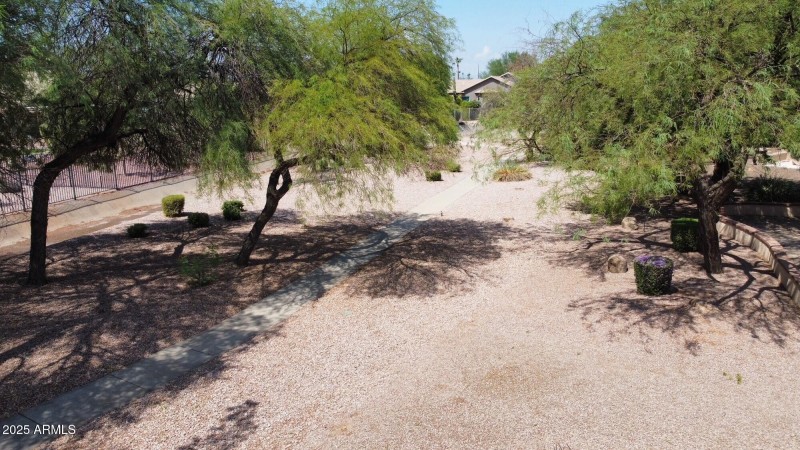 Walking path West2