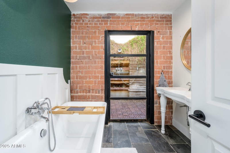 6-web-or-mls-Montebello-14