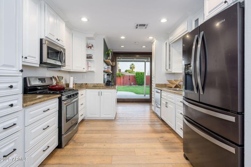 33-web-or-mls-Montebello-39