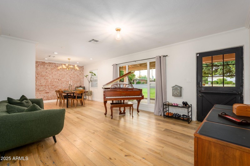 46-web-or-mls-Montebello-50