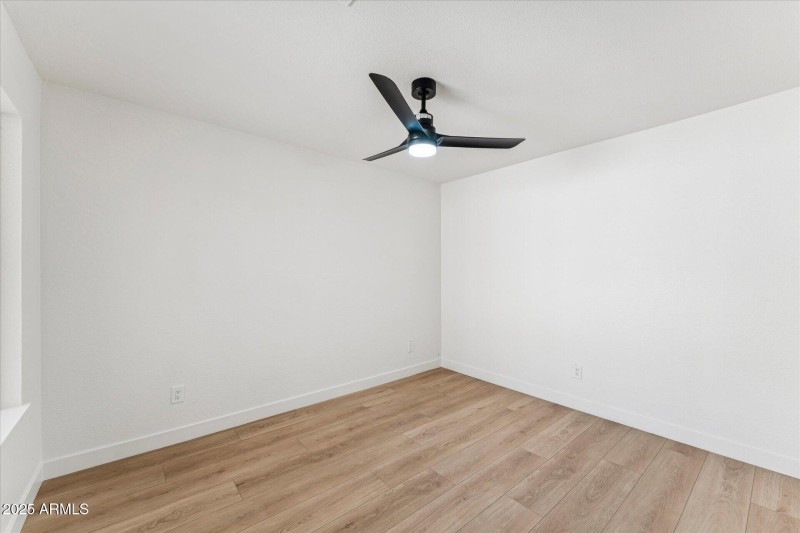 14-013-bedroom-2