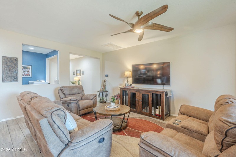 9-web-or-mls-Canasta-9