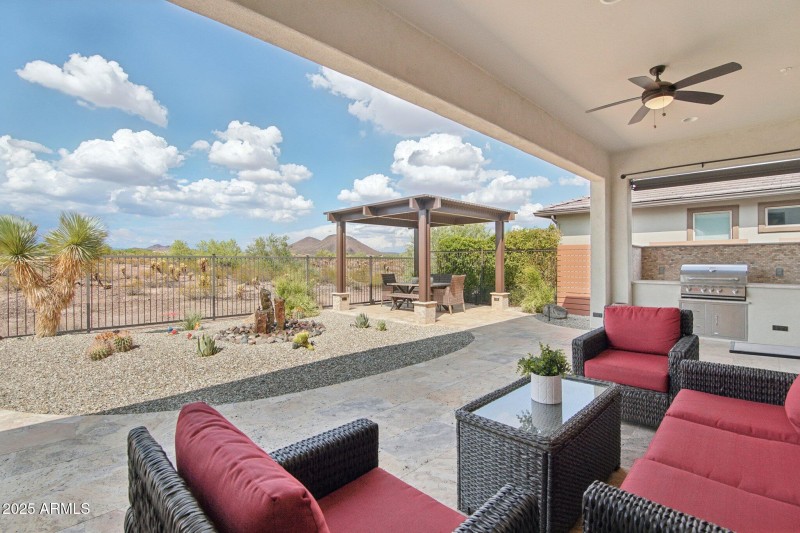 33-web-or-mls-W Montansoro Ln-S2708-031