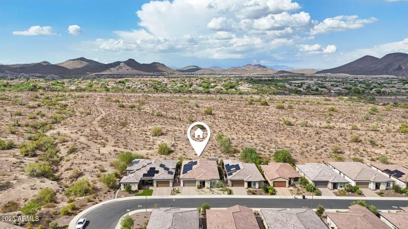 46-web-or-mls-W Montansoro Ln-S2708-044