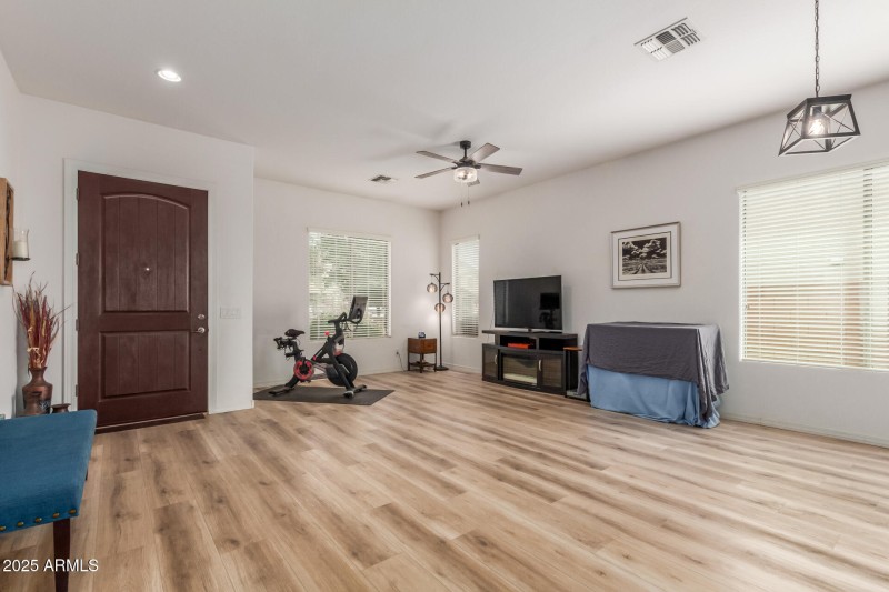 Entry / Living Room