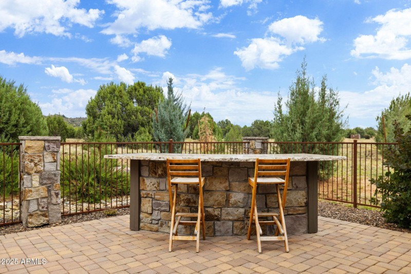 36-Front Patio Bar (1)