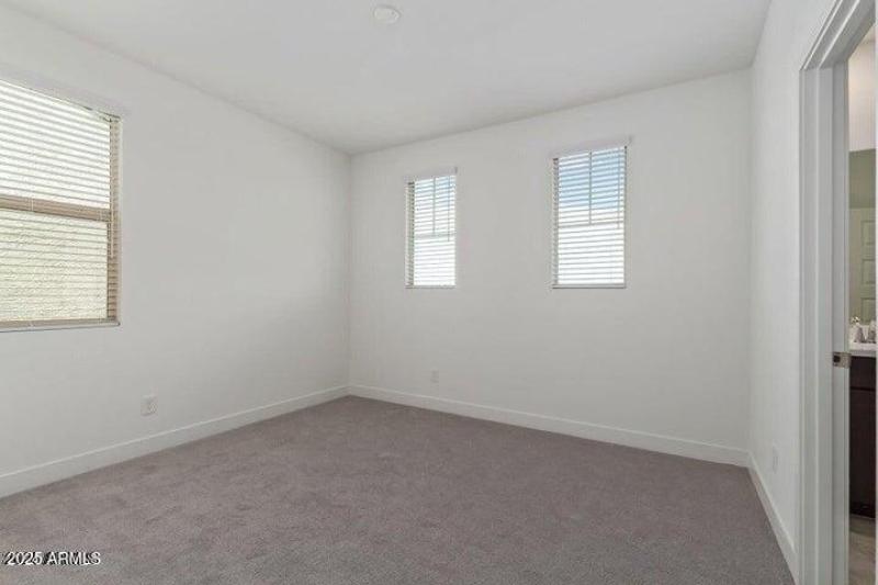 20241014195405465979000000-o