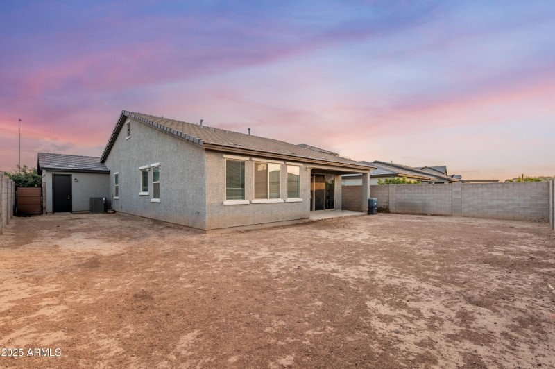 11670 W Parkway Ln Avondale AZ 85323-8 c