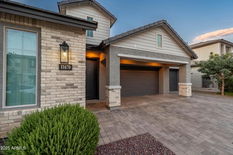 11670 W Parkway Ln Avondale AZ 85323-4