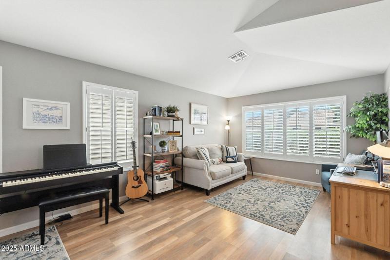 8-web-or-mls-Scott-8