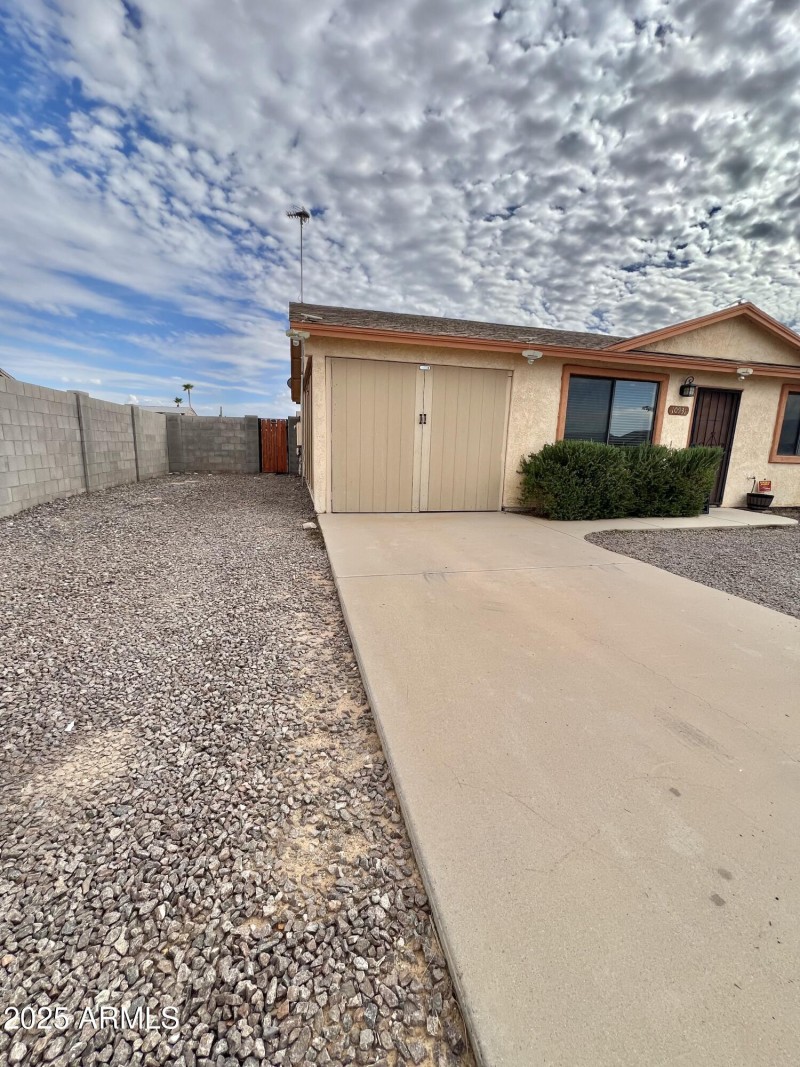 Carport
