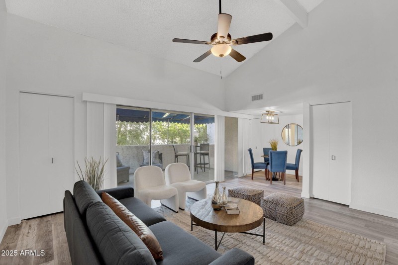 009_9-web-or-mls-8_397