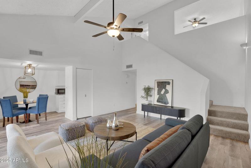 010_10-web-or-mls-9_194