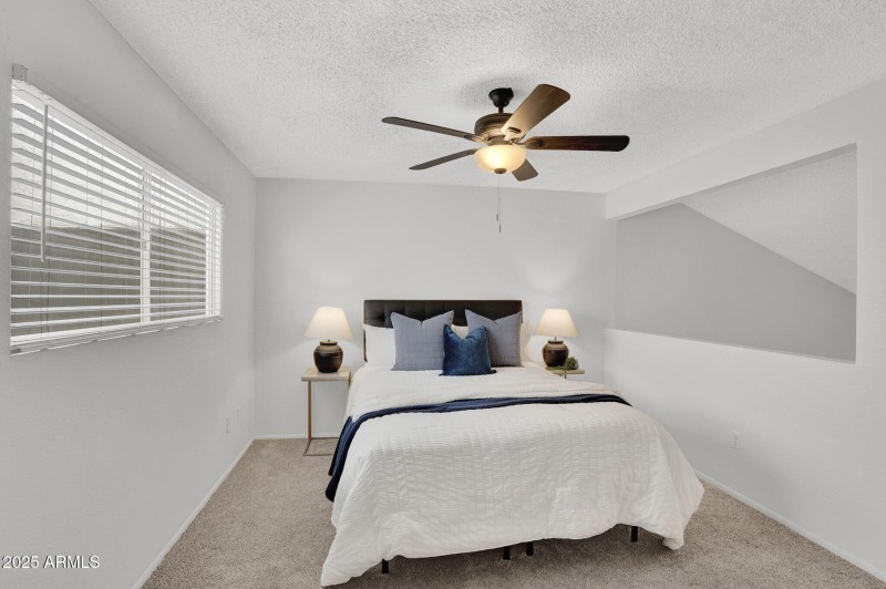 017_17-web-or-mls-20_360