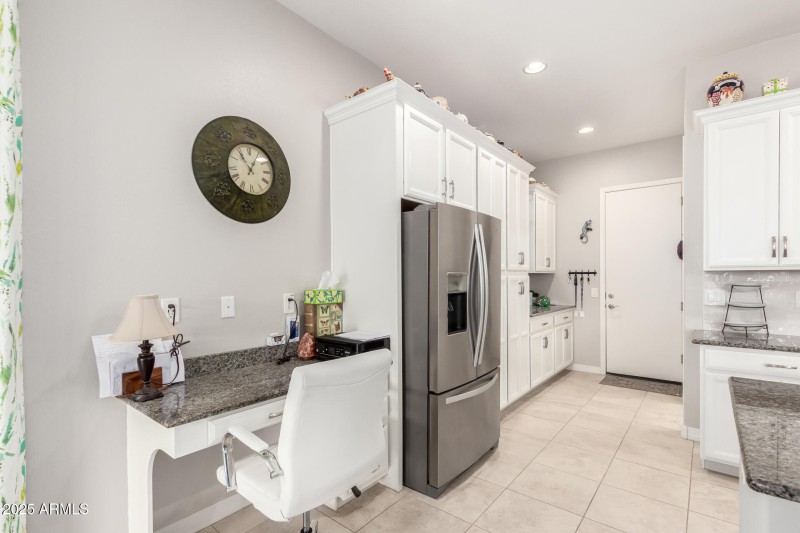 07 Kitchen