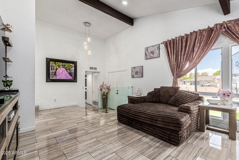 12 Grandview