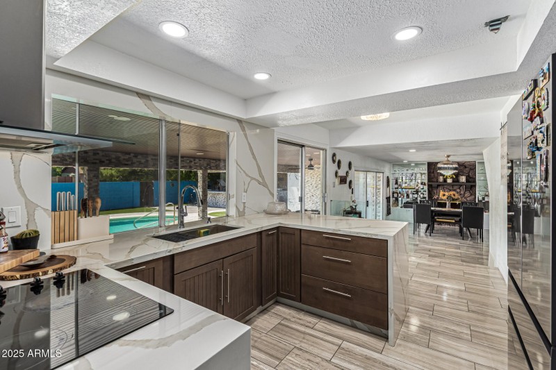17 Grandview
