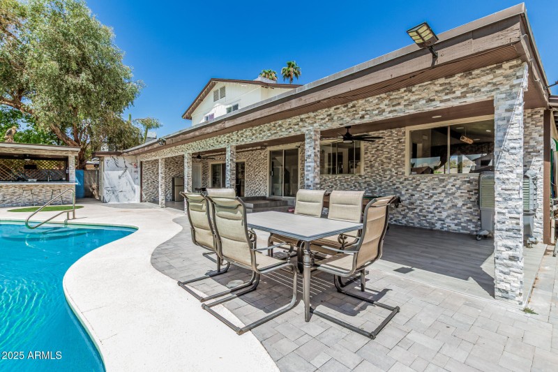 42 Grandview
