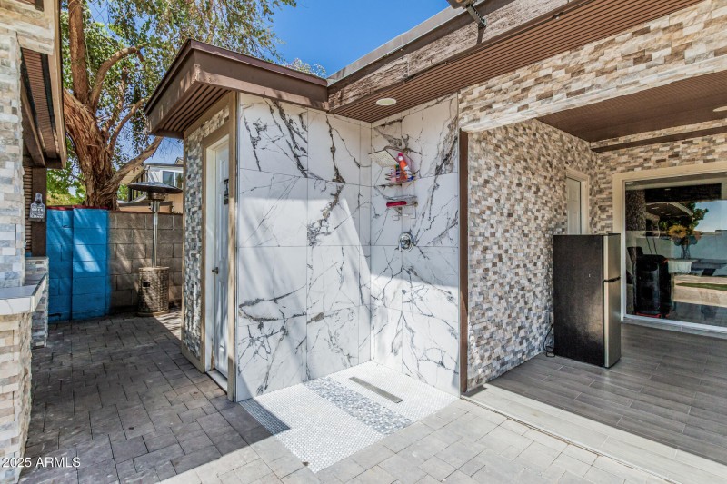 43 Grandview