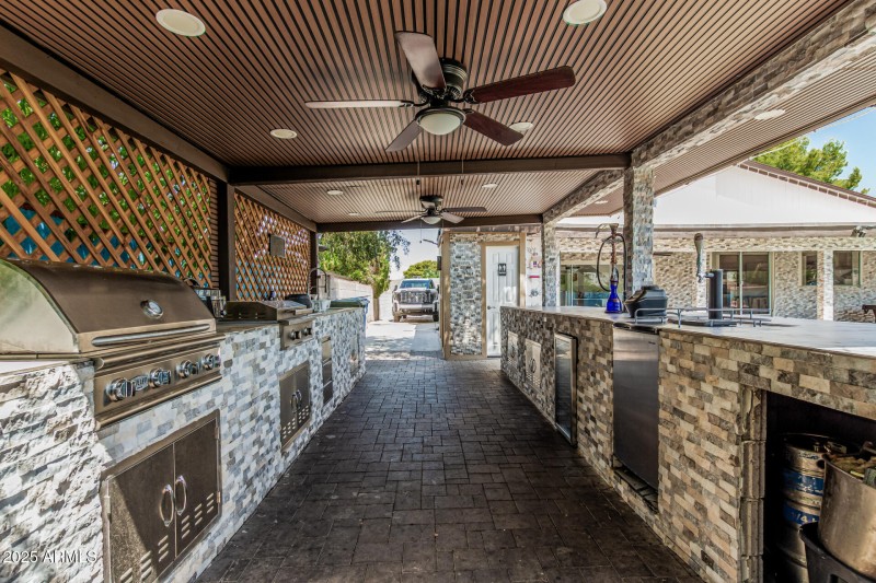 44 Grandview