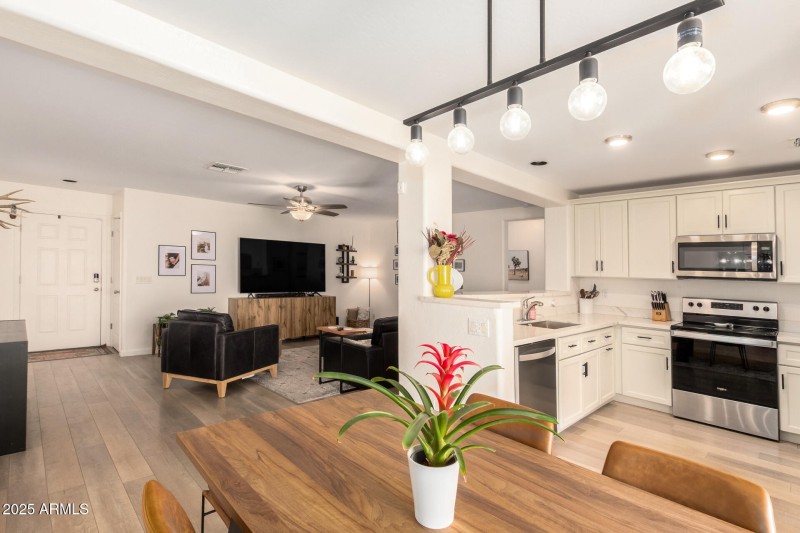 14 Mountain View