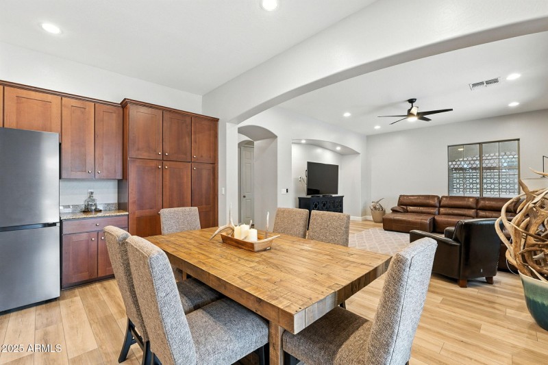 6-web-or-mls-Creekside-6