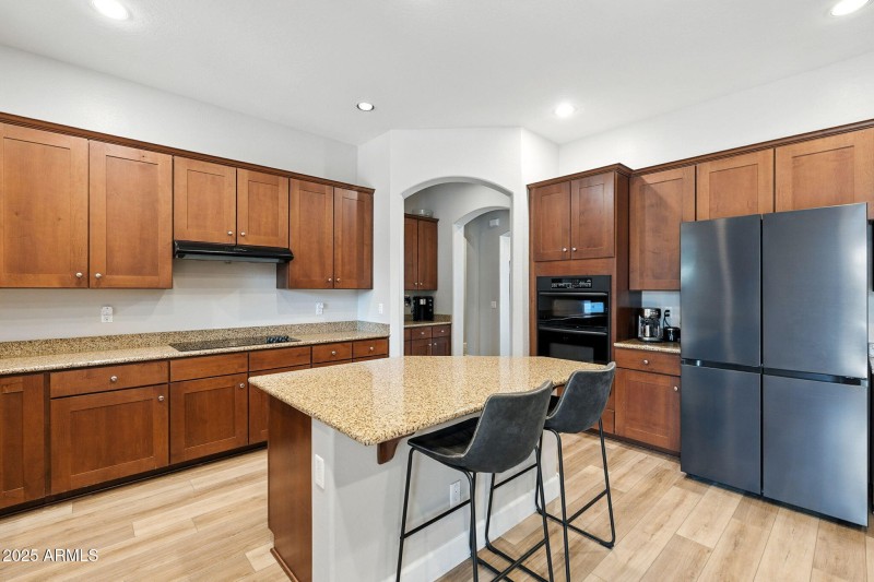 7-web-or-mls-Creekside-7