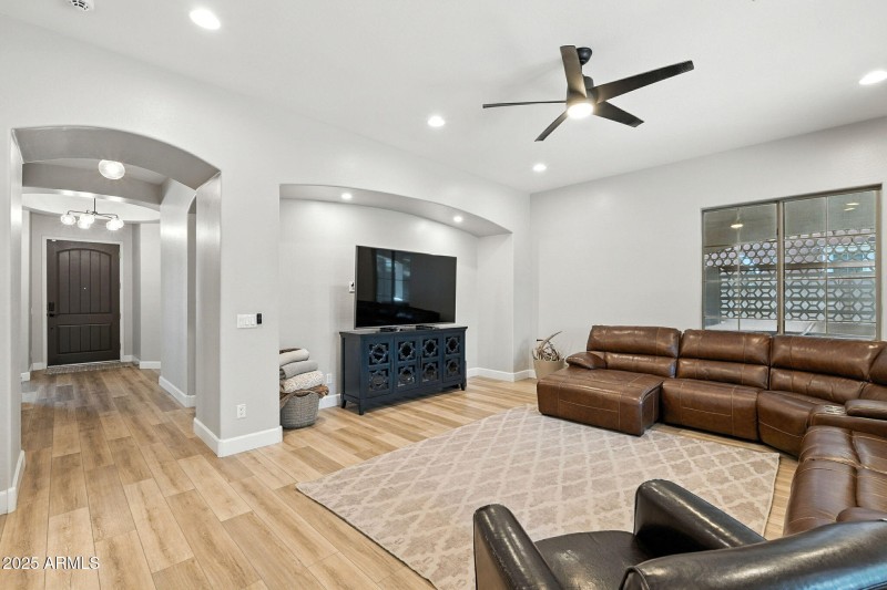 21-web-or-mls-Creekside-21