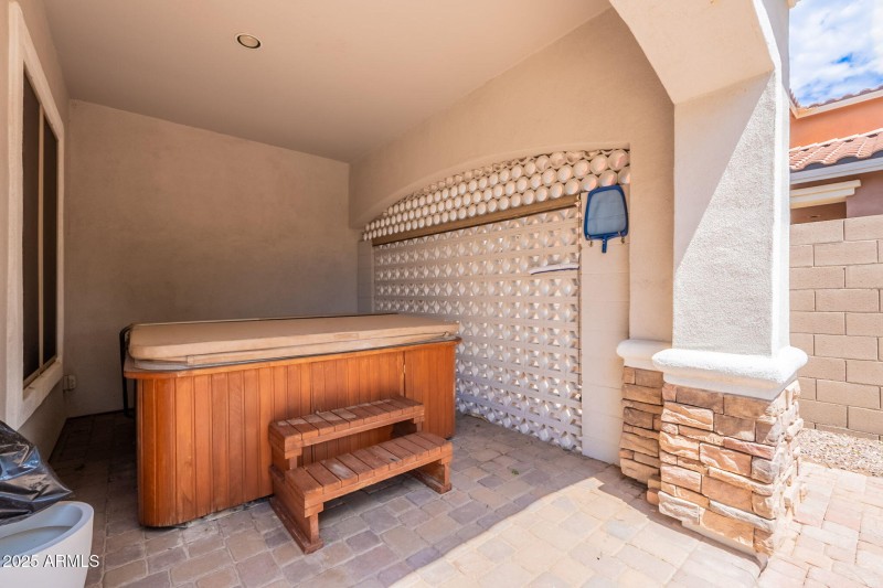 49-web-or-mls-Creekside-49