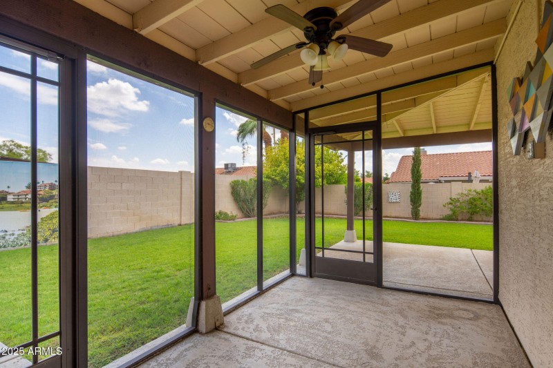 Screened in Porch