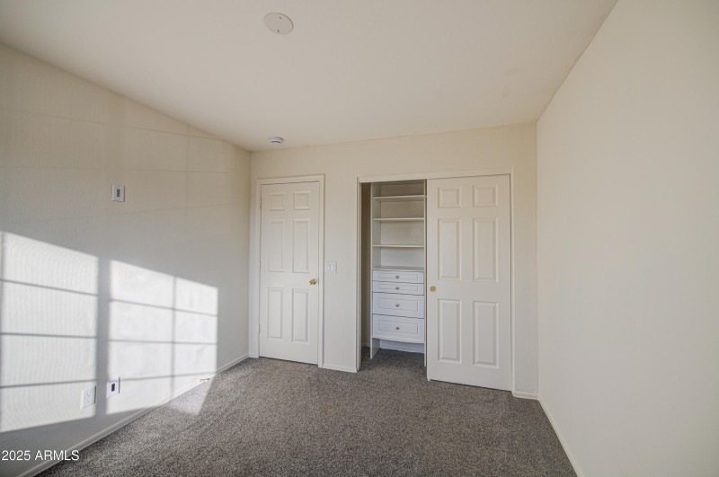 Bedroom 2-pic 2