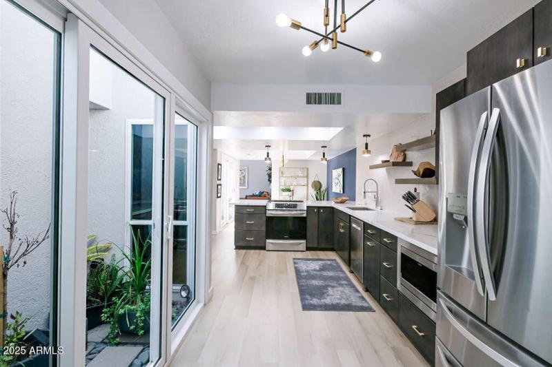 22-Kitchen
