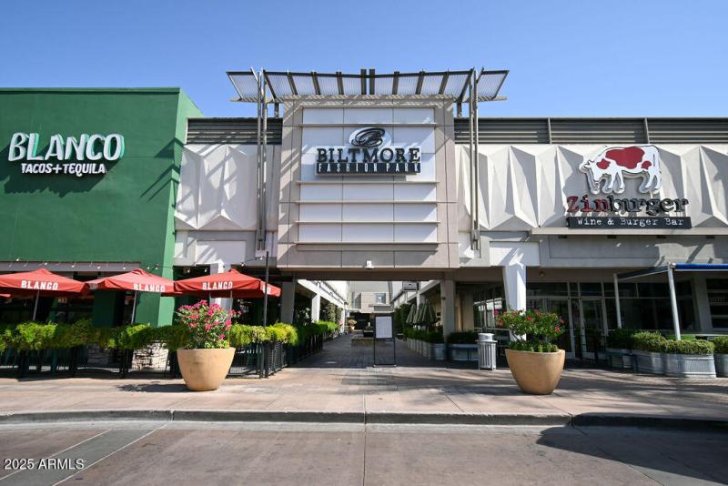 54-BiltmoreShopping