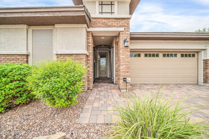29994 N 115th Dr-3